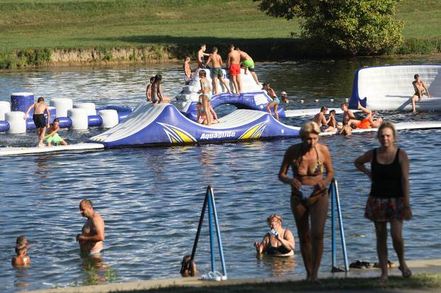 Karlovac: Osvjezenje na rijeci Korani