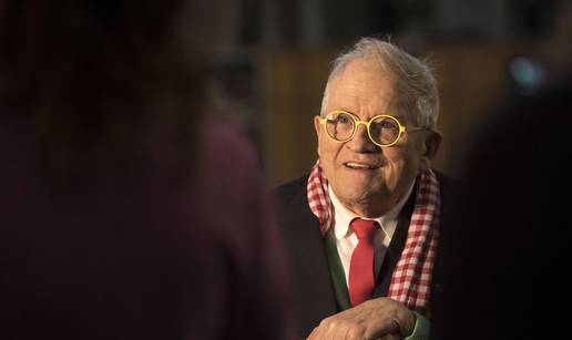 Pop pjevač na platnu: Hockney naslikao portret Harryja Stylesa