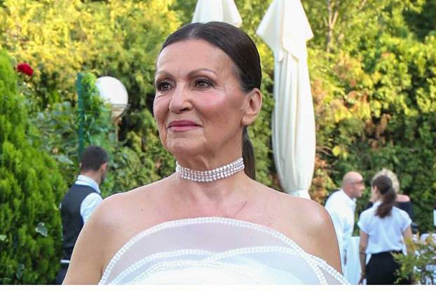 FOTO Urnebesno! Pogledajte djeda Plenkovića i bakice Severinu i Maju Šuput