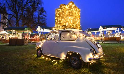 Advent u Farka&scaron;evcu odu&scaron;evljava blagdanskom bajkom - zasjao je &ccaron;ak i 'Fi&cacute;o'