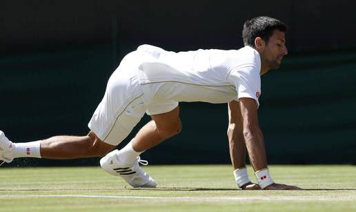 Đoković izletio iz Wimbledona! Querrey šokirao prvog nositelja