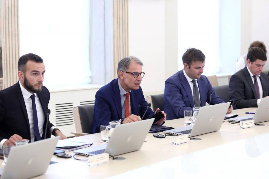 Zagreb: U Banskim dvorima odrÅ¾ana 177. sjednica Vlade