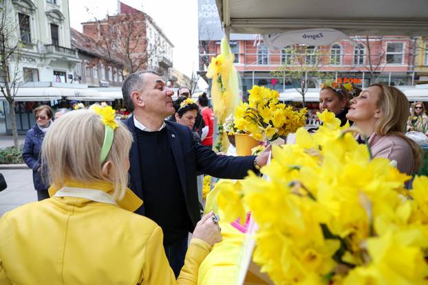 Zagreb: Obilježavanje Međunarodnog dana narcisa na Cvjetnom trgu