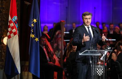 Premjer Plenković čestitao Dan državnosti: 'Hrvatska je danas snažna Hrvatska'