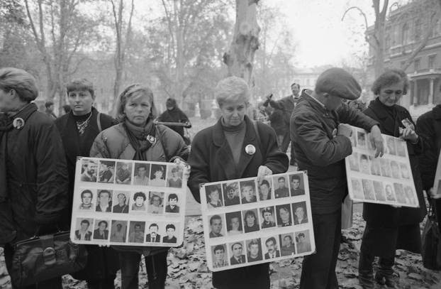 Prosvjed u Zagrebu za sve nastale u Vukovaru, 13.11.1995.