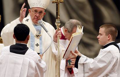Papa Franjo pozvao na borbu s poplavom siromaštva u svijetu