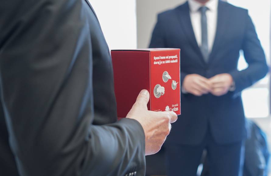 Zagreb: Predstavljanje humanitarne suradnje Hrvatskog Caritasa i Hrvatske pošte 