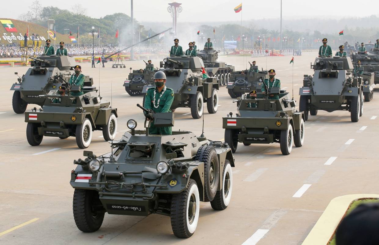 U Myanmaru pronašli spaljena tijela više od 30 civila: Vojska ih je proglasila izdajicama...