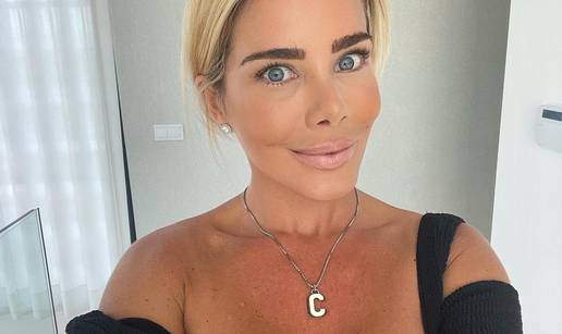 FOTO Vru&cacute;a &scaron;efica: Nekad je bila escort dama, kupila klub za 1 funtu. A kad danas vidi ra&ccaron;un...