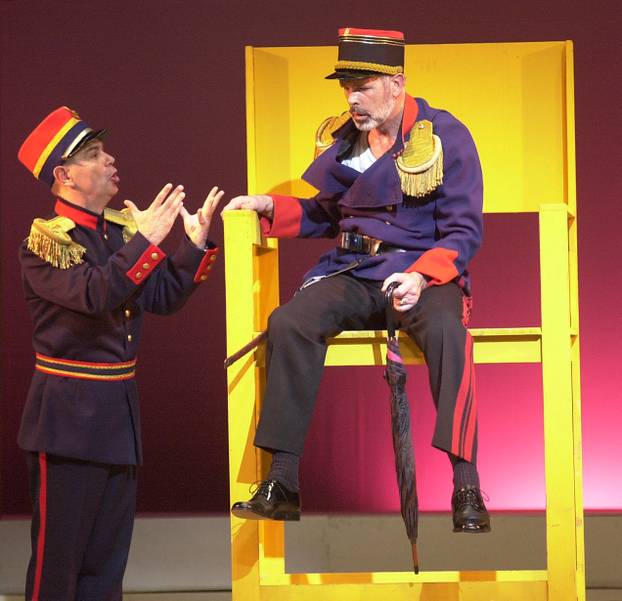 FOTO 'Mala Floramye' slavi 99. rođendan! Pogledajte kako se postava mijenjala kroz godine