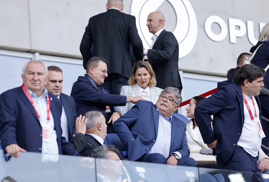Osijek: Poznati na utakmici finala SuperSport Hrvatskog nogometnog kupa između Dinama i Rijeke