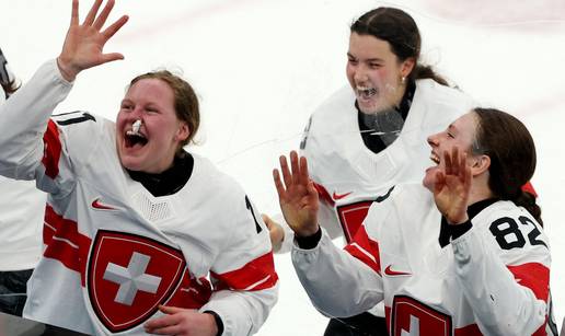 Zlatni gol Amerikanki za titulu olimpijskih prvakinja u hokeju