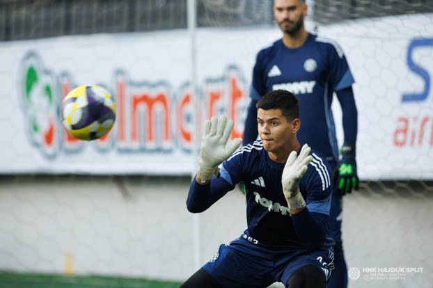 FOTO Hajdukovci odradili zadnji trening prije Zire. Maksimalan fokus, Hrgović čak stao i na gol