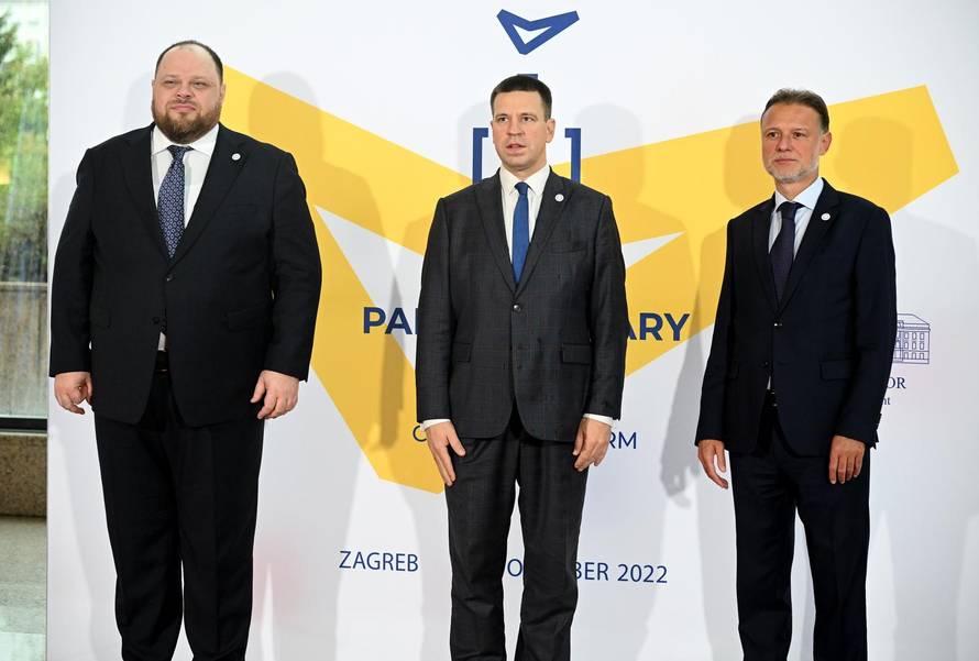 Zagreb: Dolazak sudionika summita Međunarodne krimske platforme u NSK