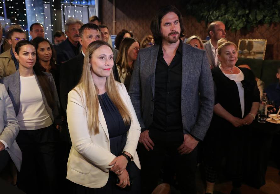 Zagreb: Doček izbornih rezultata u izbornom stožeru Marije Selak Raspudić