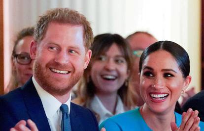 Harry otkrio kako je izgledalo upoznavanje Meghan i kraljice: 'Samo nemoj pričati s njom!'