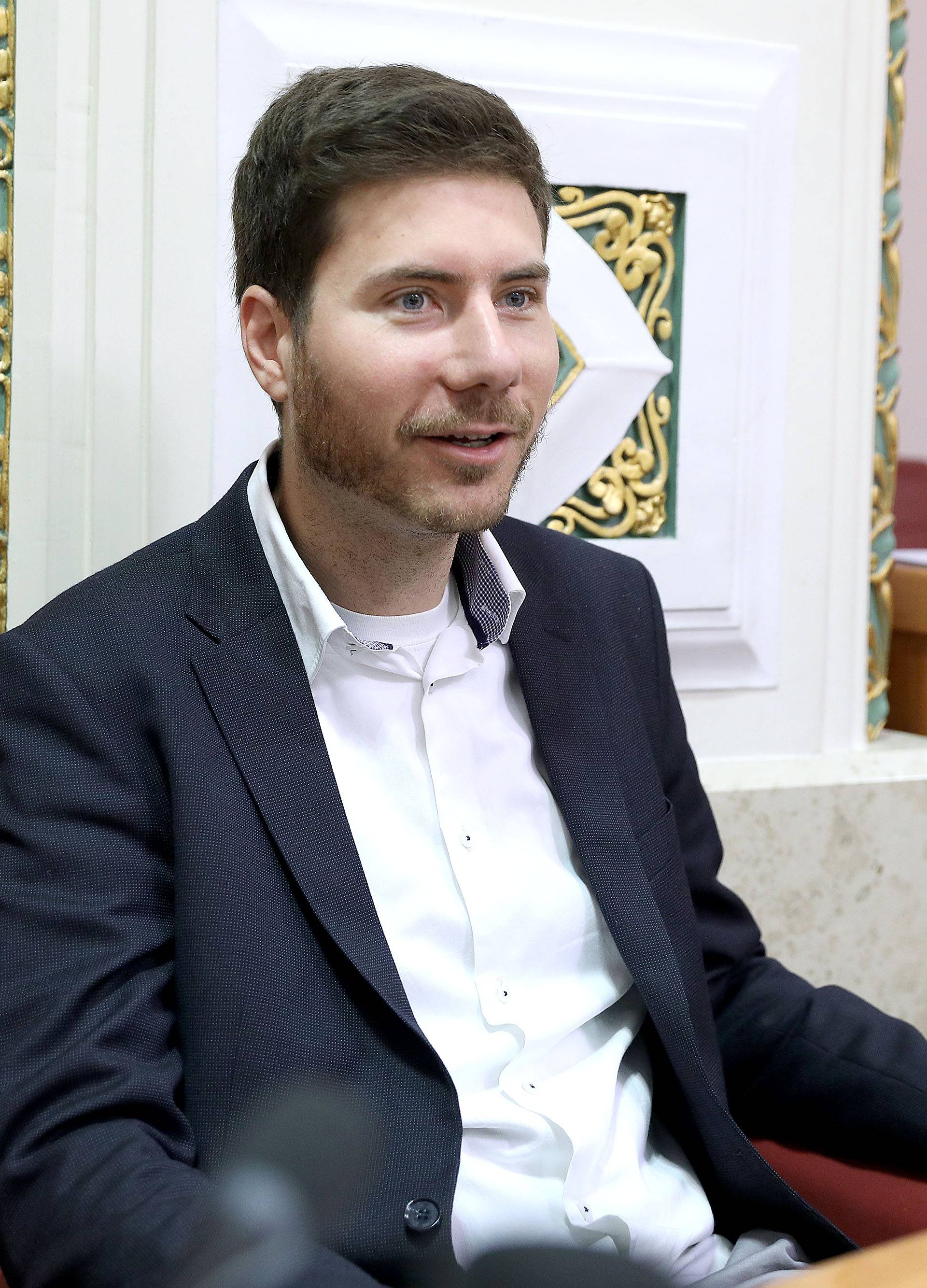 Pernar: Rekao sam Palfi da do 10 sati preda svoju ostavku...