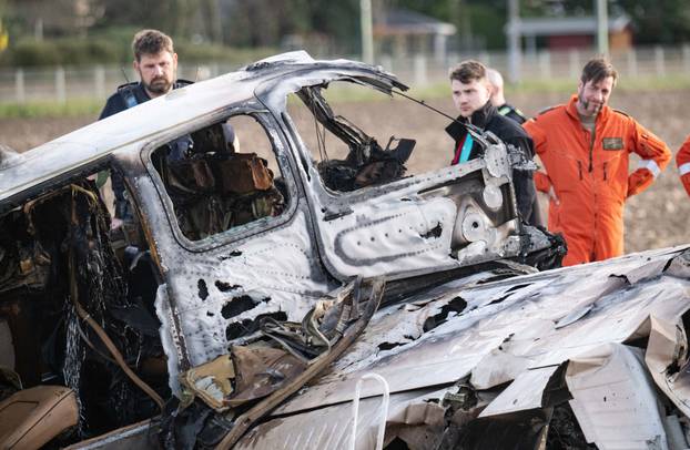Small plane crashes in field near Bonn