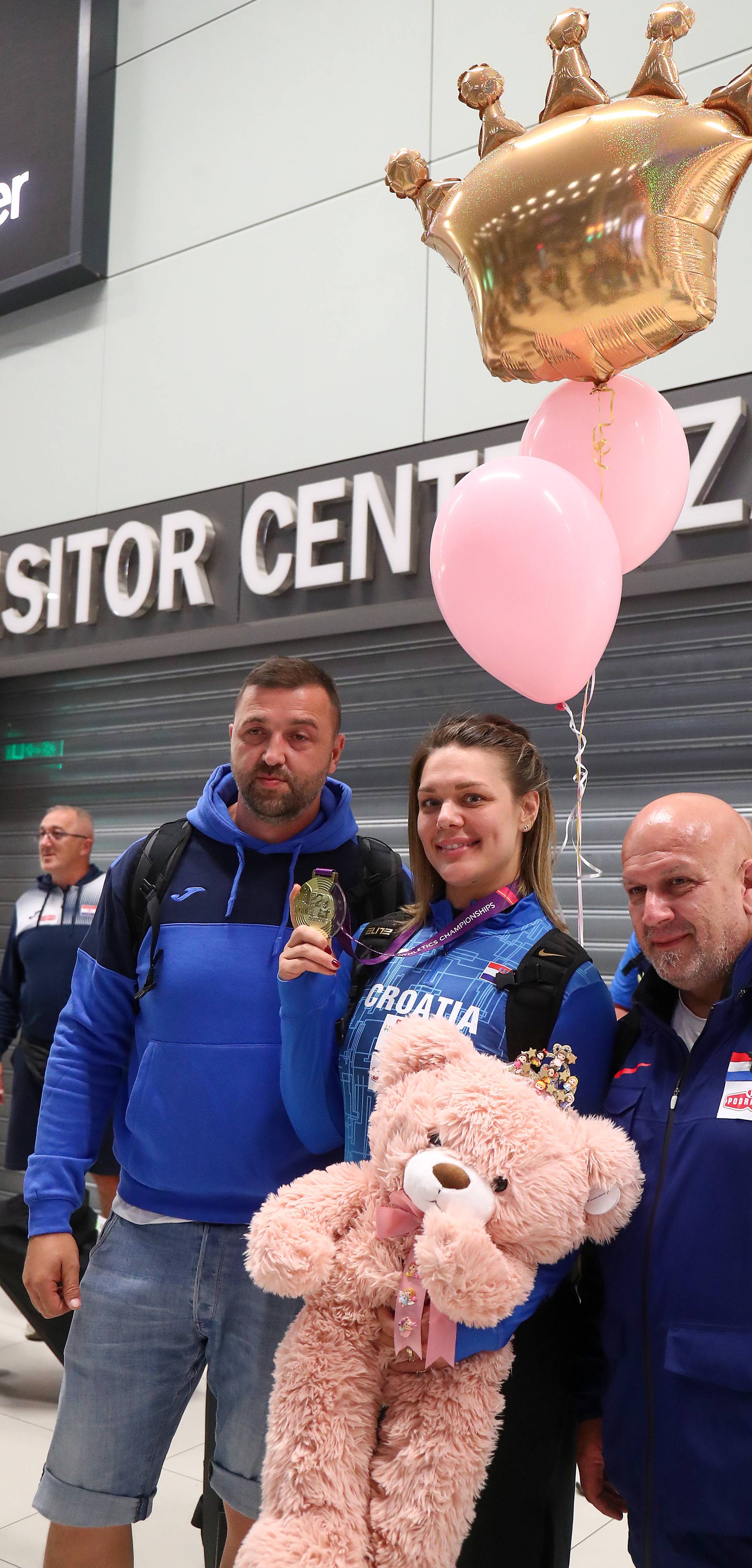 Zagreb: Sandra Elkasević vratila se s natjecanja u Rimu gdje je osvojila zlatnu medalju
