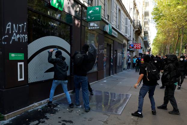 Nationwide strike and anti-government protests called by French unions in France