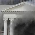 Južnoafrički parlament uništen u požaru, priveli muškarca (51)