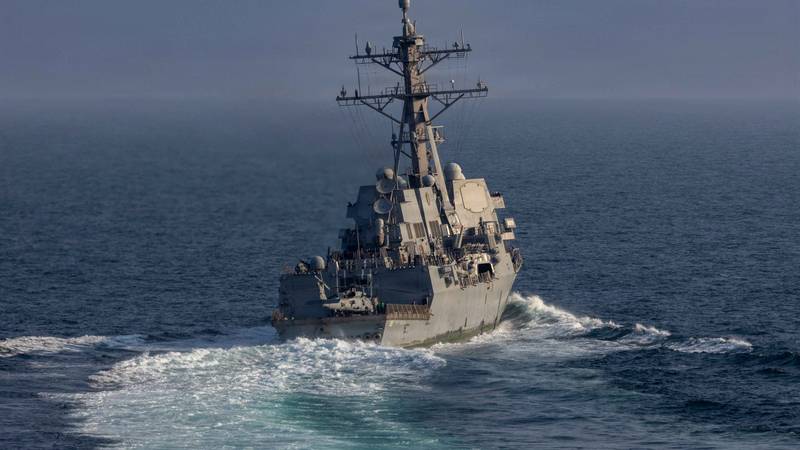 Američki brodovi ušli u Hormuški tjesnac! Iran: Imate 30 minuta da se povučete!