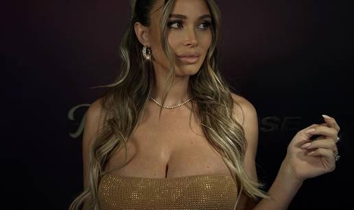 FOTO 'Mamma mia': Talijanska senzacija ne miruje u trudno&cacute;i