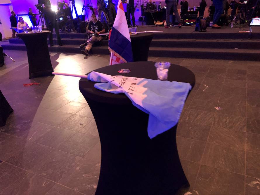 Tajni sastanak na katu, face iz trećeg ešalona i Grdović za kraj