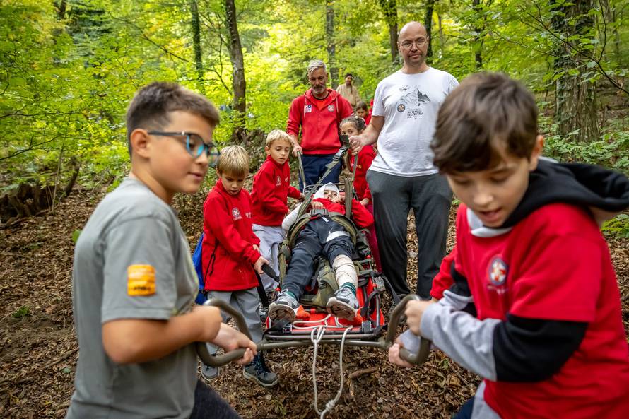 Tijekom 3 sezone, više od 1500 malih heroja završilo školu u prirodi Lidla i HGSS-a