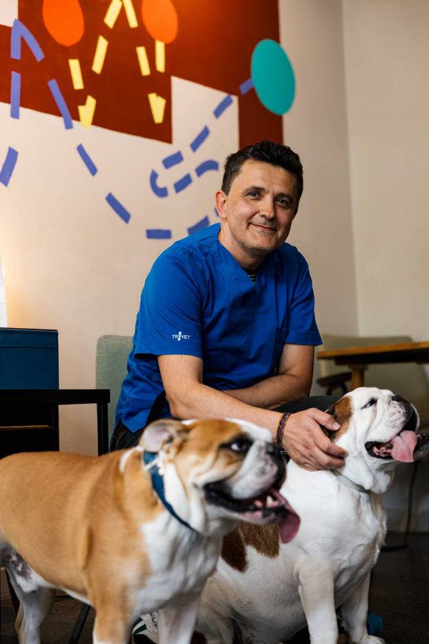 FOTO Ako vas ovi prizori danas ne raznježe, ništa neće: Psi i vlasnici uživali u Dogs' Caffeu