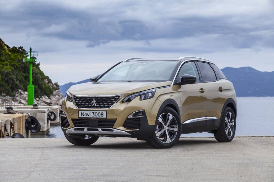 Zasluženo ispred svih ostalih:  Peugeot 3008 je HR auto 2017