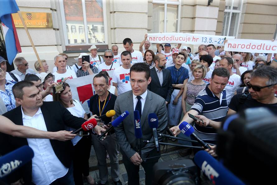 "Narod odlučuje": Skupili smo dovoljno potpisa za referendum