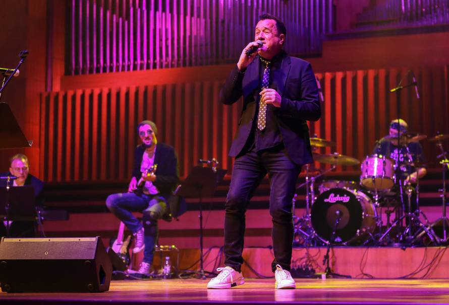 Zagreb: Koncert Indexi i prijatelji u KD Vatroslav Lisinski