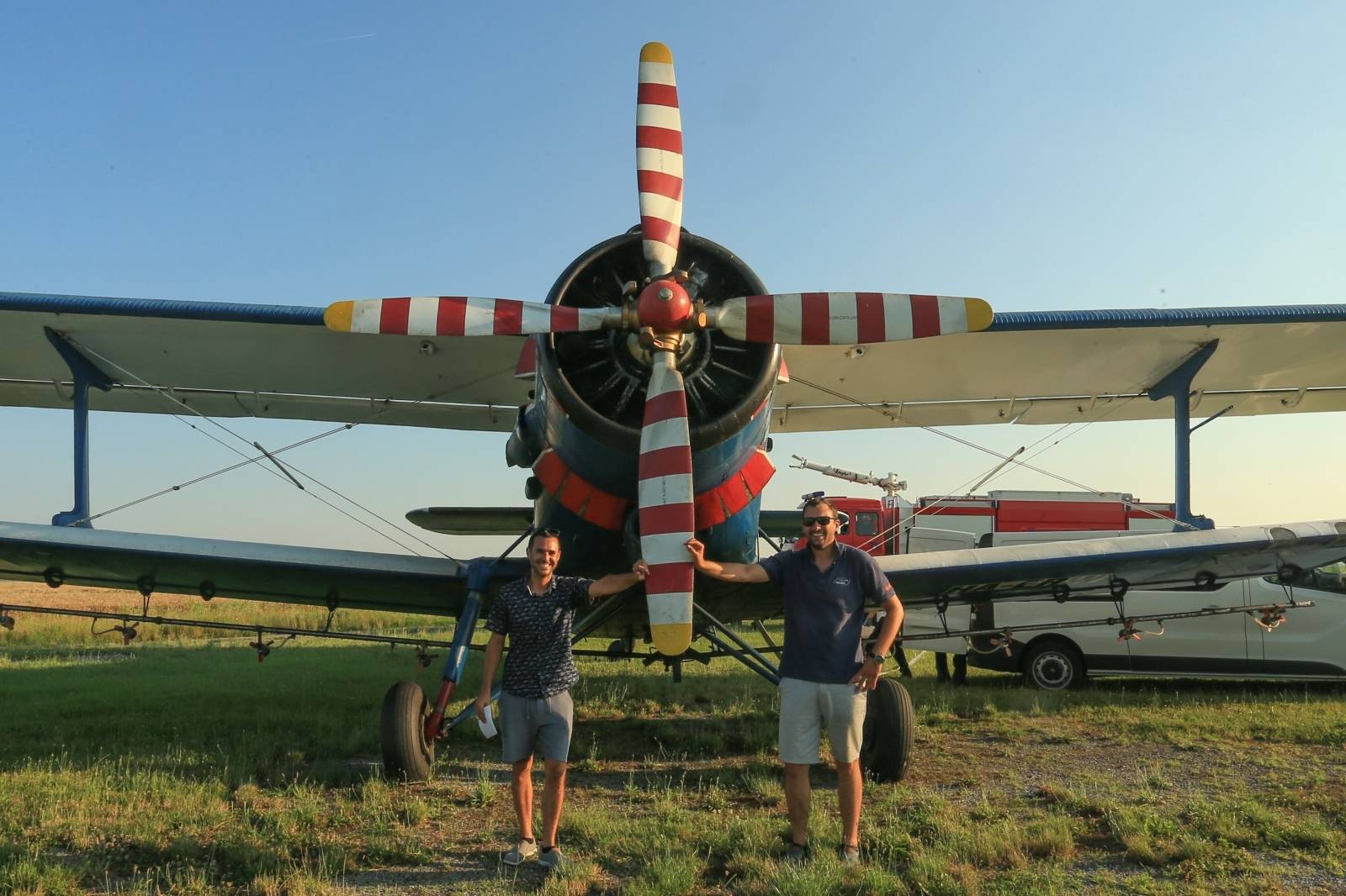 ZapoÄelo tretiranje komaraca iz aviona na podruÄju Bilja