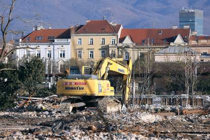 Nema je više! Nakon više od 9 mjeseci radova srušena stara zgrada Zabe u centru Zagreba