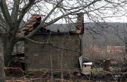 Knin: Starica (93) ložila vatru u pušnici i izgorjela