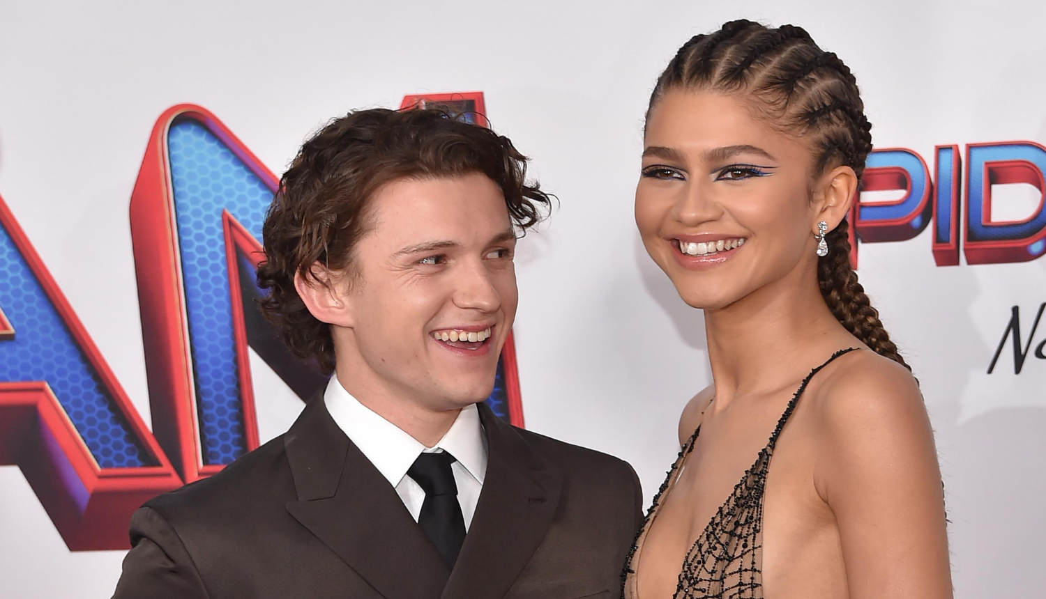 Spider-Man i Zendaya sele u London, zajedno su kupili kuću