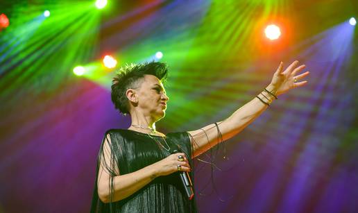 FOTO Amira Medunjanin održala koncert u Lisinskom! Izvedbama sevdaha oduševila je publiku...