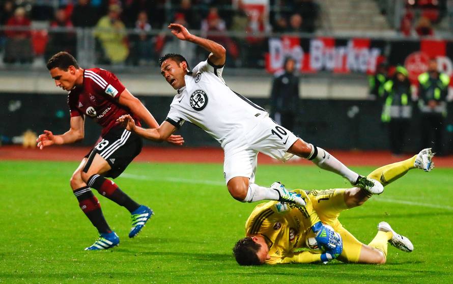 Nuremberg v Eintracht Frankfurt - German Bundesliga