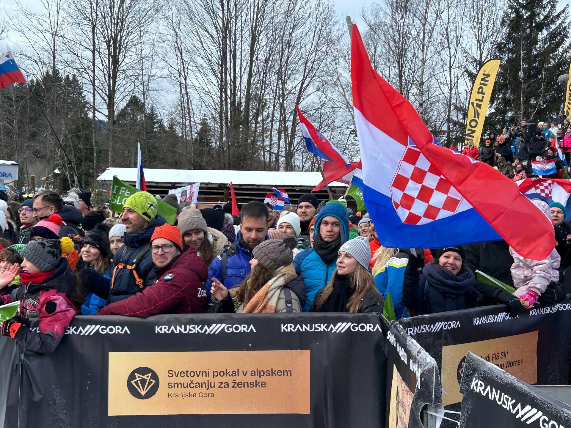 Zrinka zaludjela navijače kao nekad Janica! Majka Martina: Prepoznali su stara vremena...