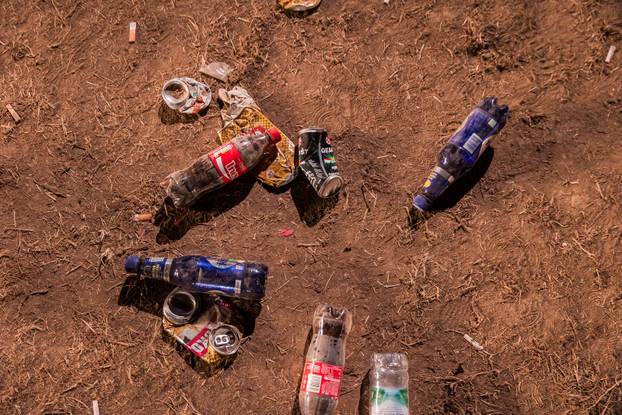 Sinjski Hipodrom nakon završetka koncerta Marka Perkovića Thompsona