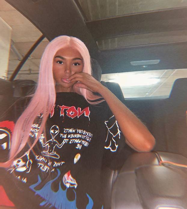 FOTO Govore joj da je crnkinja: Irkinja je opsjednuta solarijem, a ima i jako uzak struk...