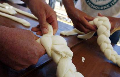 Talijani napravili najdužu mozzarellu na svijetu