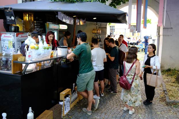 Manifestacije “Dvorišta” ove godine se održava se na pet lokacija na Gornjem Gradu