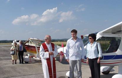 Pilot iz Ikarusa u Austriji poznat kao “leteći pater”