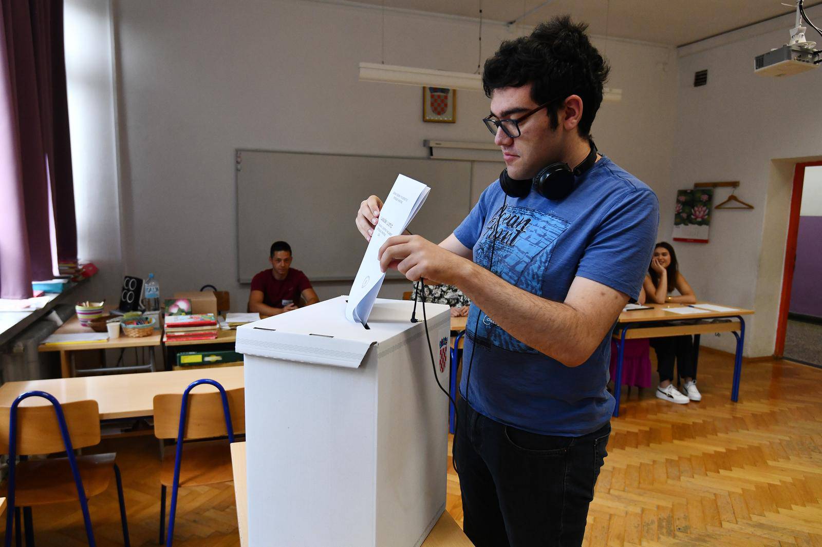 Sibenik: Otvorena biralista u Republici Hrvatskoj za Europski parlament