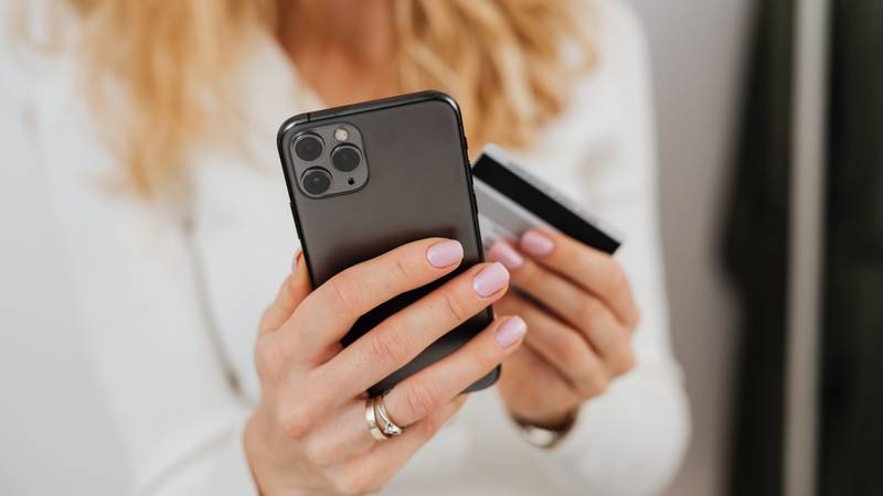 Hrvatica (30) nasjela na ovu lažnu SMS poruku: Ostala je bez nekoliko tisuća eura!
