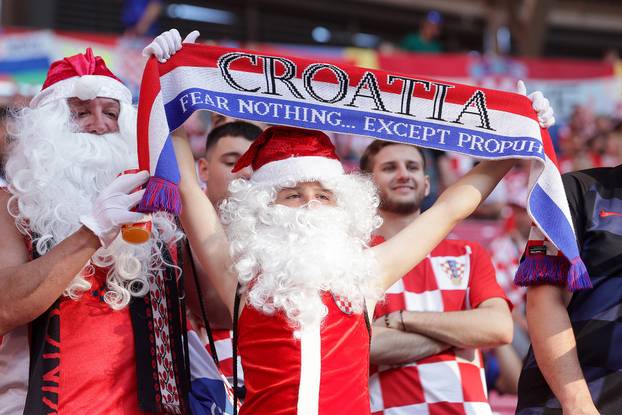 Leipzig: Navijači uoči početka susreta Hrvatske i Italije u 3. kolu skupine B na Europskom prvenstvu