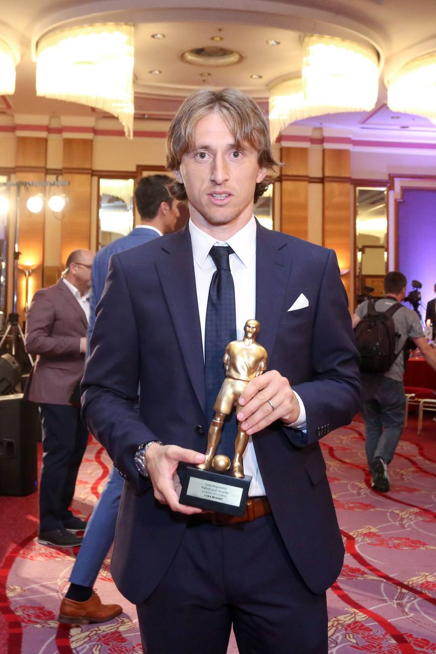 Najbolji hrvatski igrač je Luka Modrić, a HNL-a Hilal Soudani!