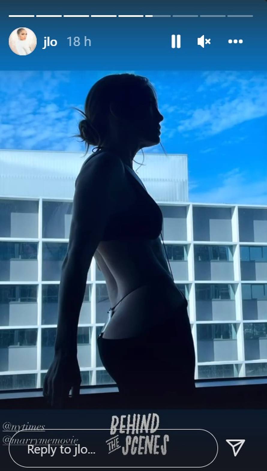 J.Lo pokazala kako izgleda njena slavna guza u 53. godini